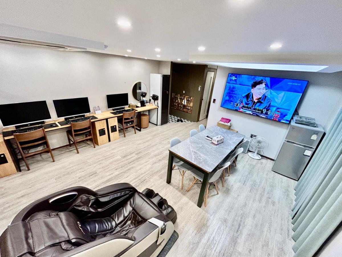 Series Hotel Gyeongju Exterior photo