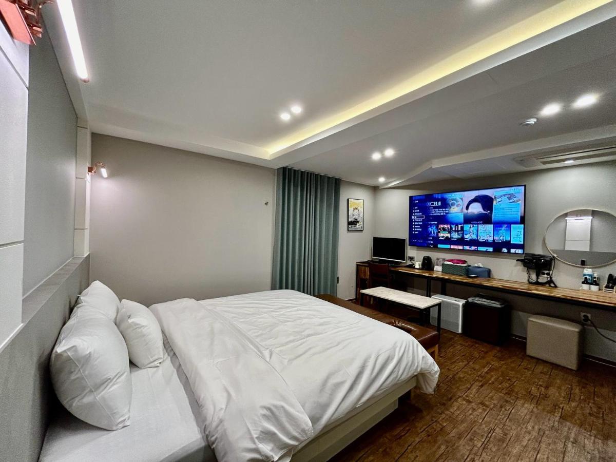 Series Hotel Gyeongju Exterior photo