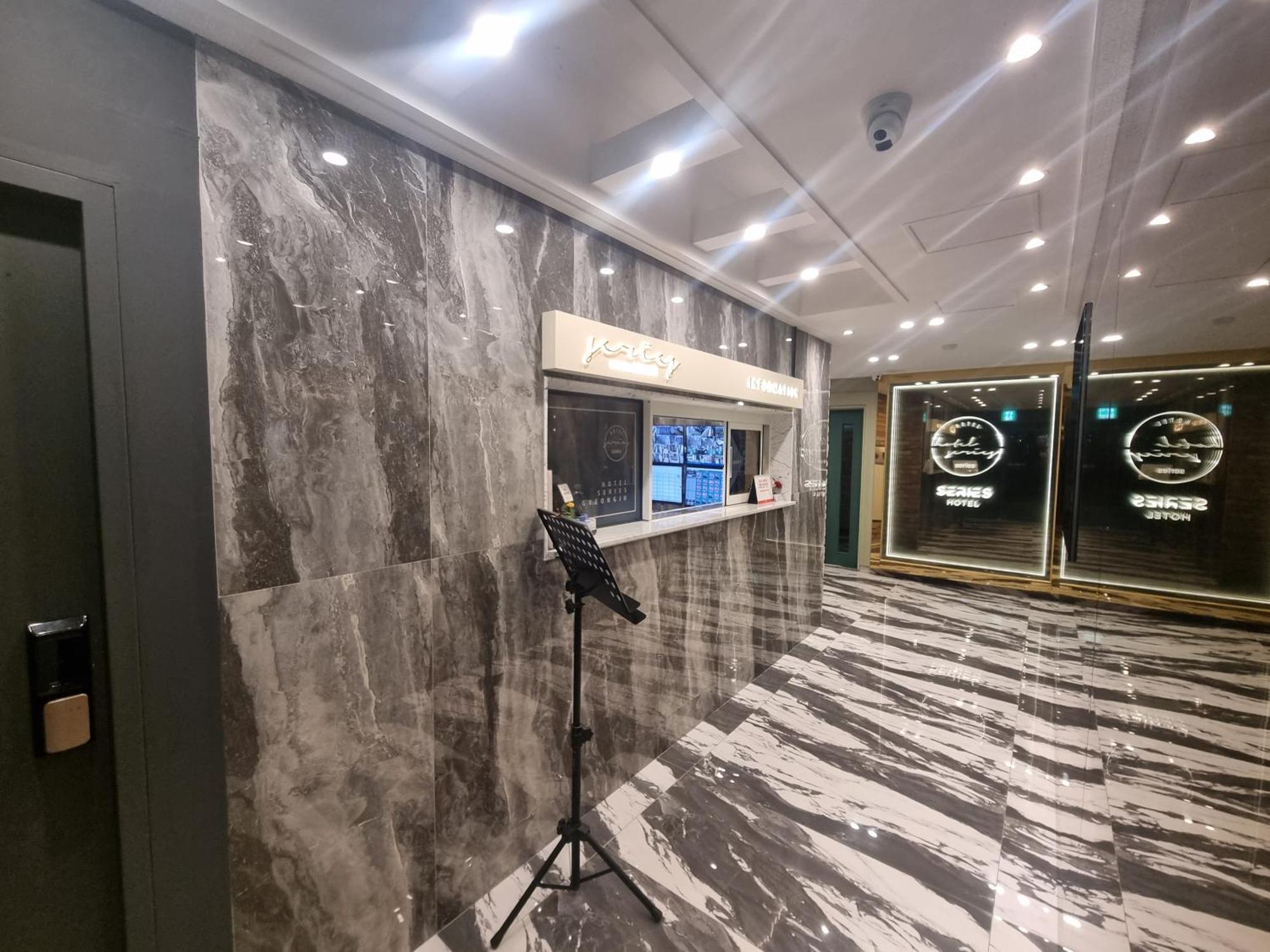 Series Hotel Gyeongju Exterior photo