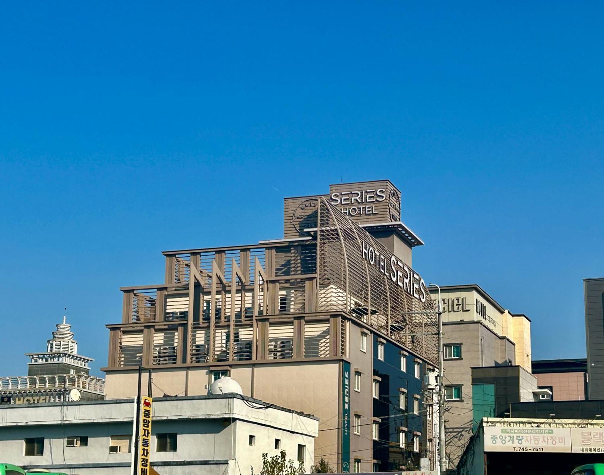Series Hotel Gyeongju Exterior photo